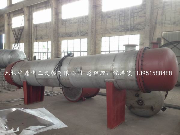 700㎡列管式換熱器(大型冷凝器)